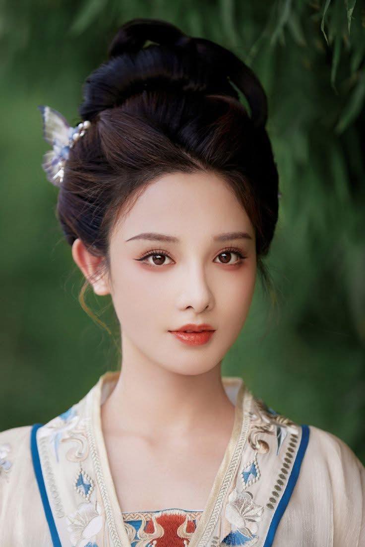 Quỷ Đế Hàng Thật Giá Thật Phải Thế Này Chứ: Phần 1